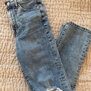 NWOT Express Womens Slim High Rise Jeans Size 4 Light/Med Wash Denim